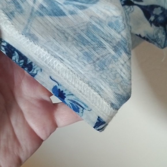 Time and Tru Short Sleeve Women's XL (16-18) Top with slit in sleeves - Picture 7 of 10